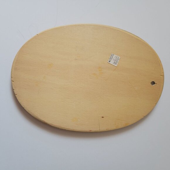 Handcrafted Philippines Oval Woven Wall Art With Floral Design - Picture 4 of 7